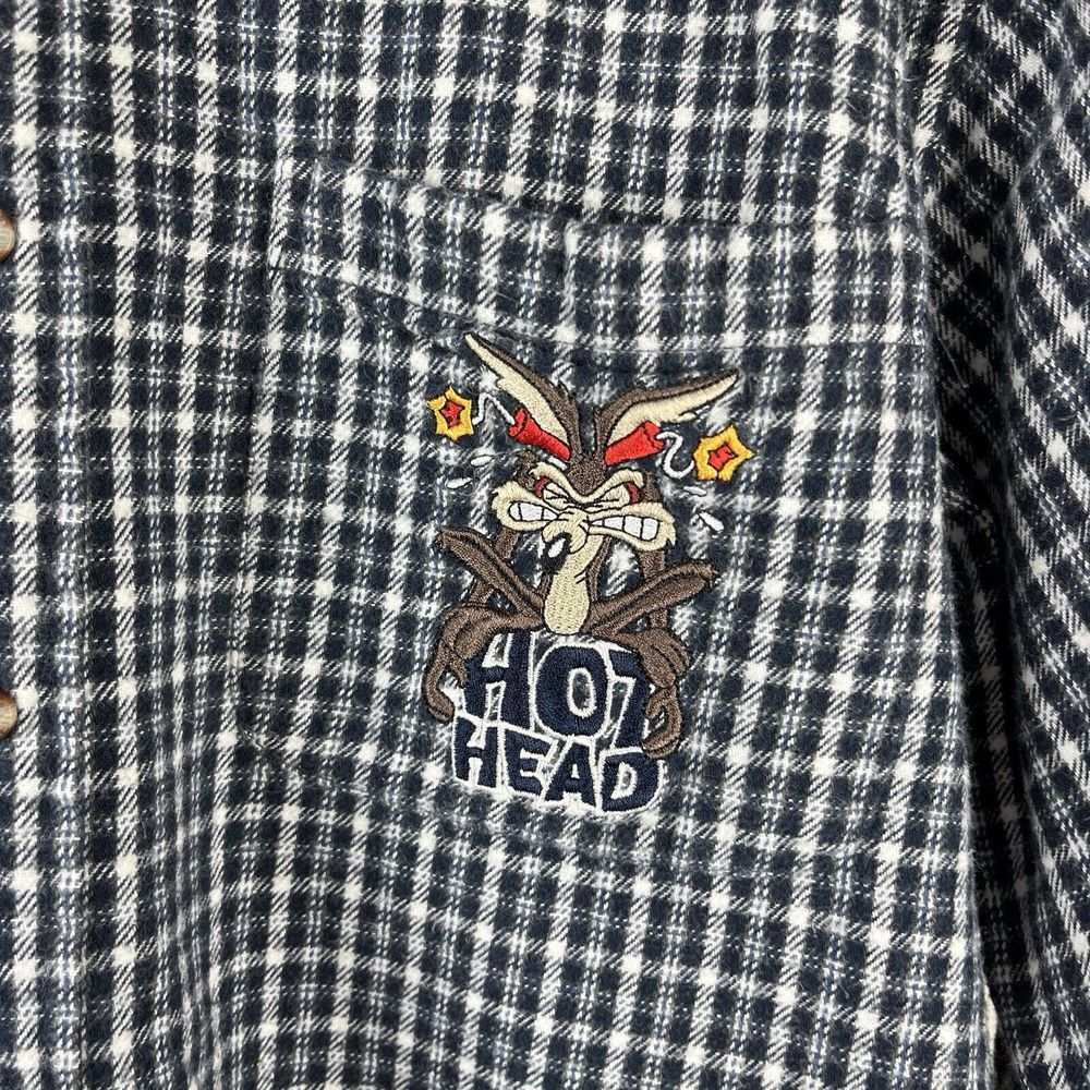 Warner Bros Studio Store VTG 90s Wile E Coyote Embroidered Flannel Shirt Small - Picture 3 of 8